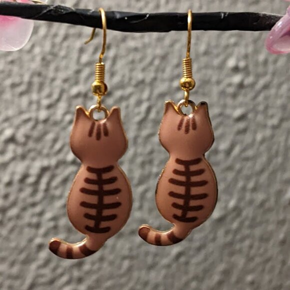 Handmade Jewelry - Brown Tabby Earrings